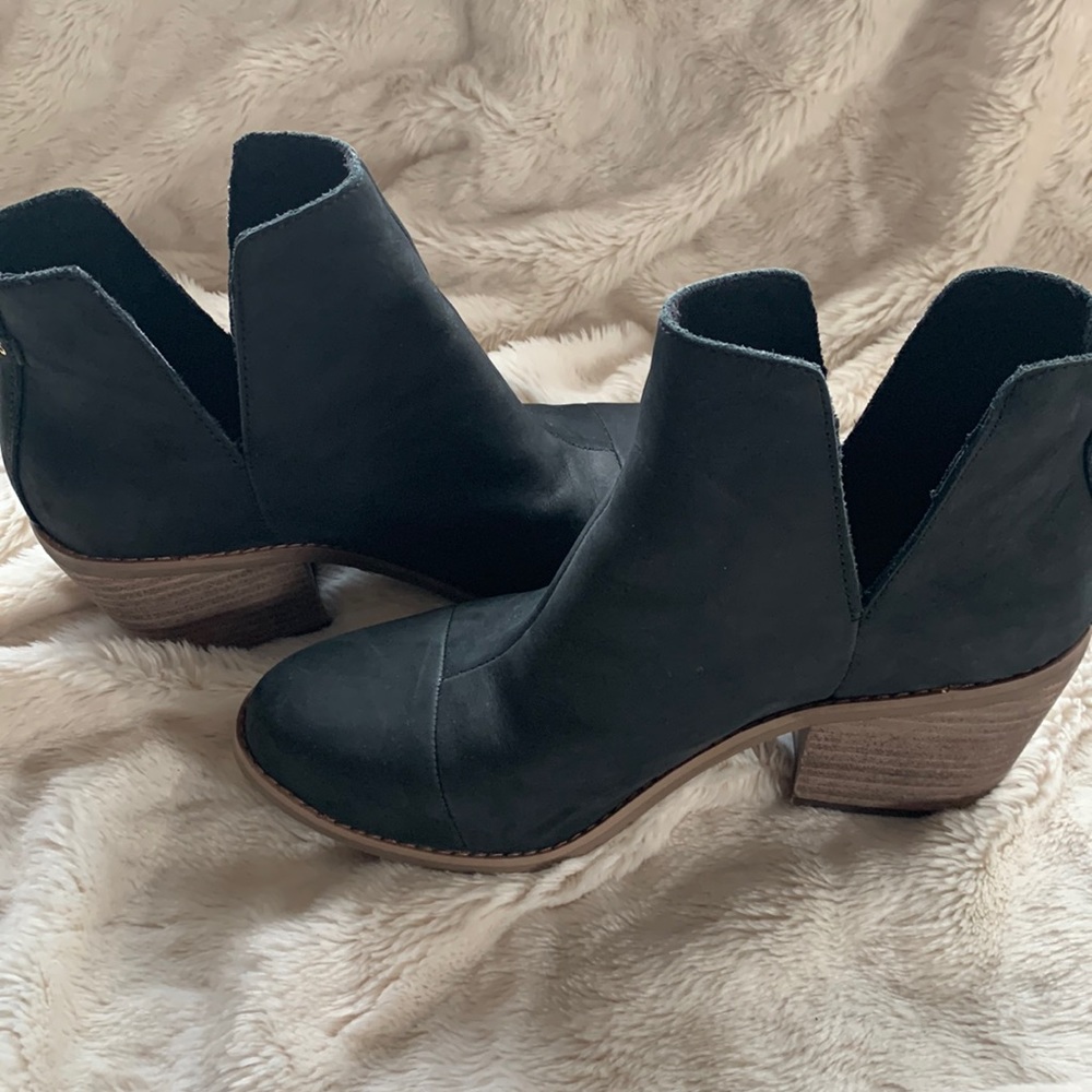 Women’s ankle boots